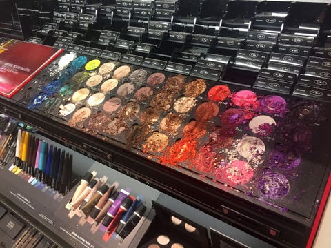 a child reportedly destroyed over 1 000 worth of makeup at sephora