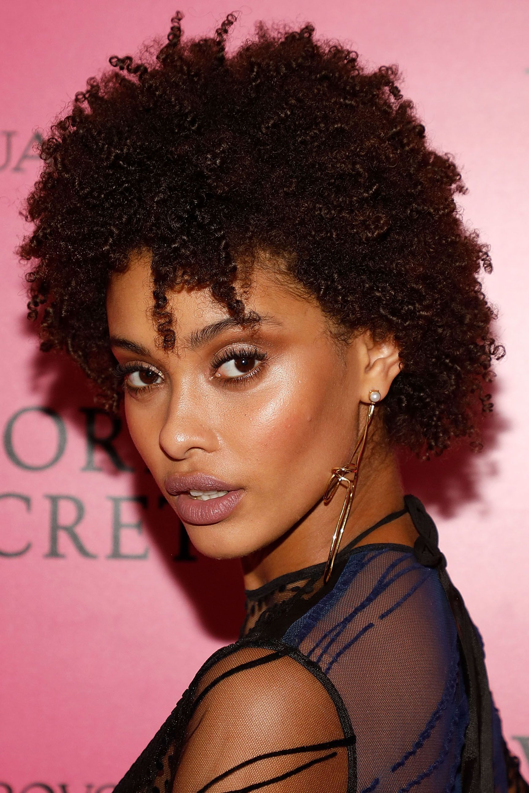 Cute Short Natural Hairstyles For Black Women Spadai Magingii