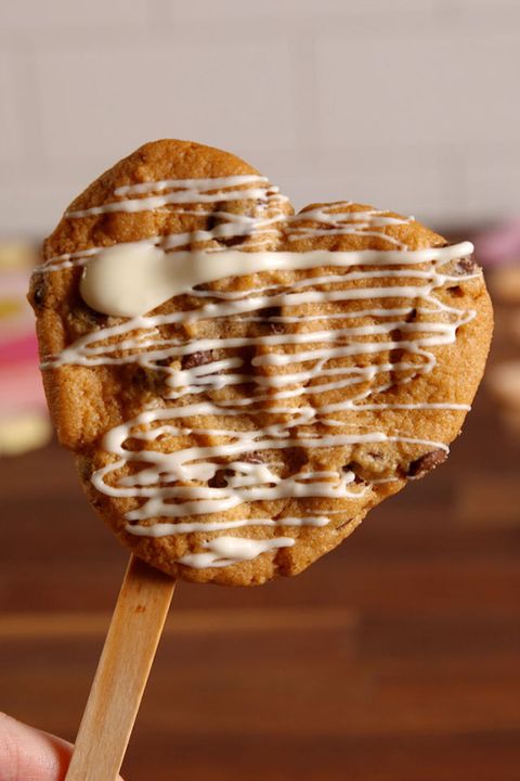 heart cookie pops   heart shaped food