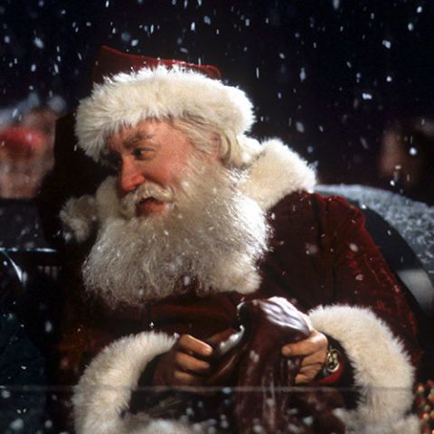 Facial hair, Santa claus, Beard, Fictional character, Christmas, Fur, Snow, 