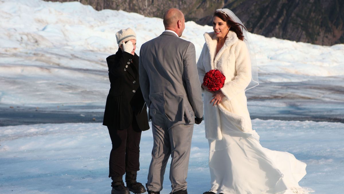 preview for Say Yes to the Dress: Alaska Wedding