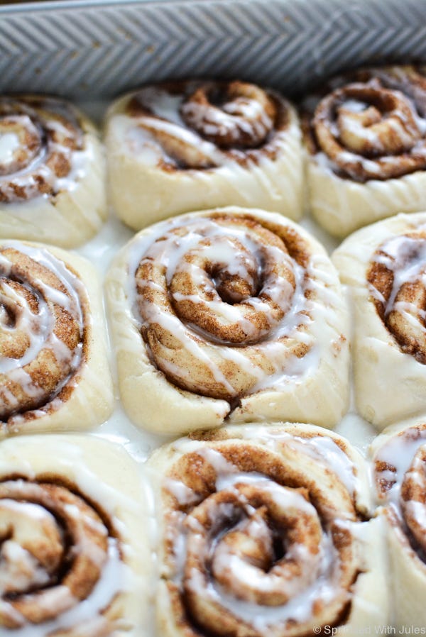 Food, Cinnamon roll, Cuisine, Sweet Rolls, Dish, Ingredient, Sticky bun, Baked goods, Dessert, Glaze, 