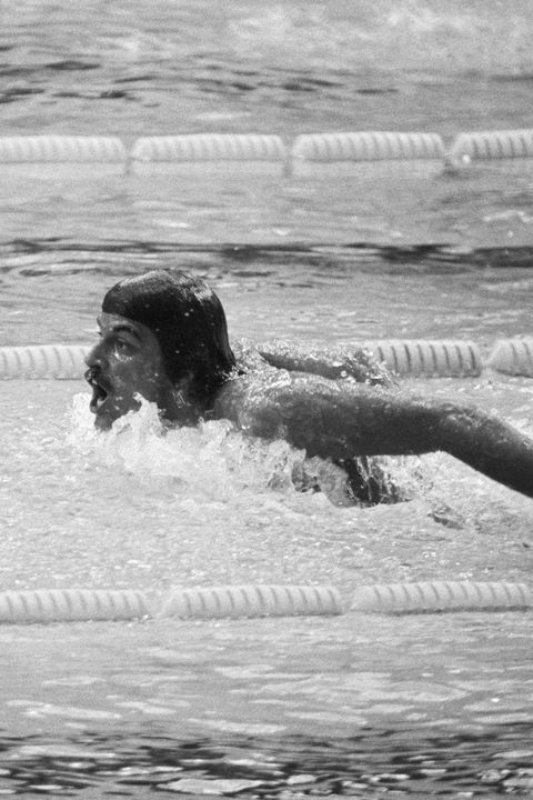 Swimming, Water, Swimmer, Wave, Recreation, Breaststroke, Backstroke, Individual sports, Freestyle swimming, Black-and-white, 