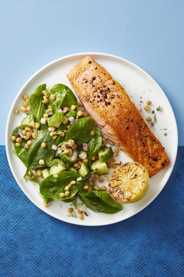 seared salmon salad
