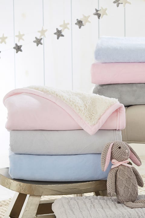 21 Best Baby Blankets Top Rated Swaddles Receiving Stroller