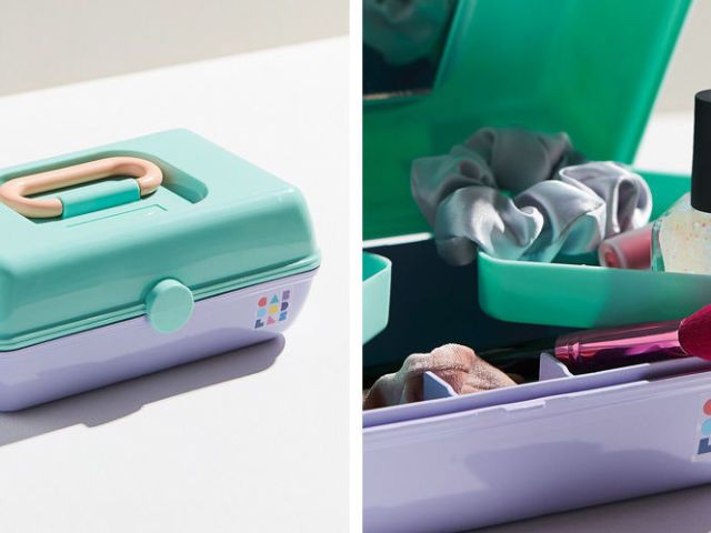 Whats Inside these Tiny Vintage Caboodles?! 