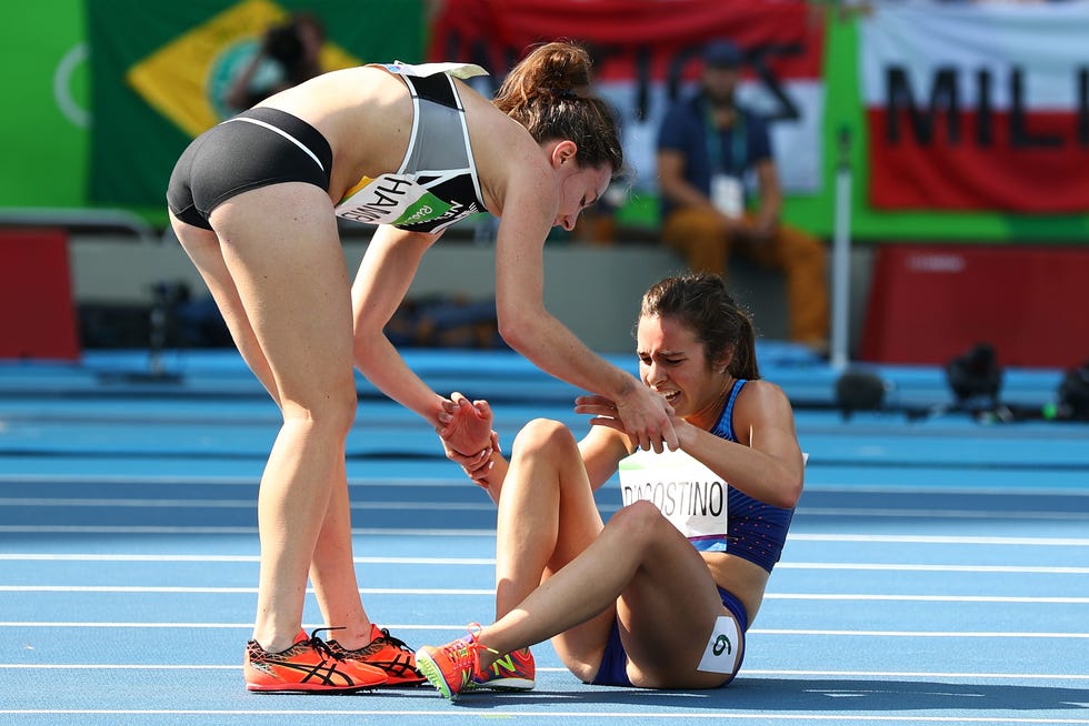 abbey d'agostino and nikki hamblin