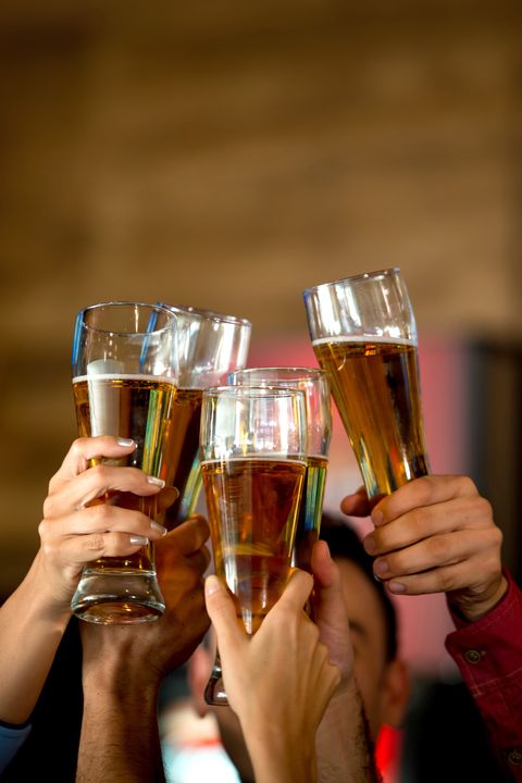 Drink, Alcohol, Alcoholic beverage, Beer, Distilled beverage, Champagne stemware, Champagne, Drinkware, Stemware, Beer glass, 