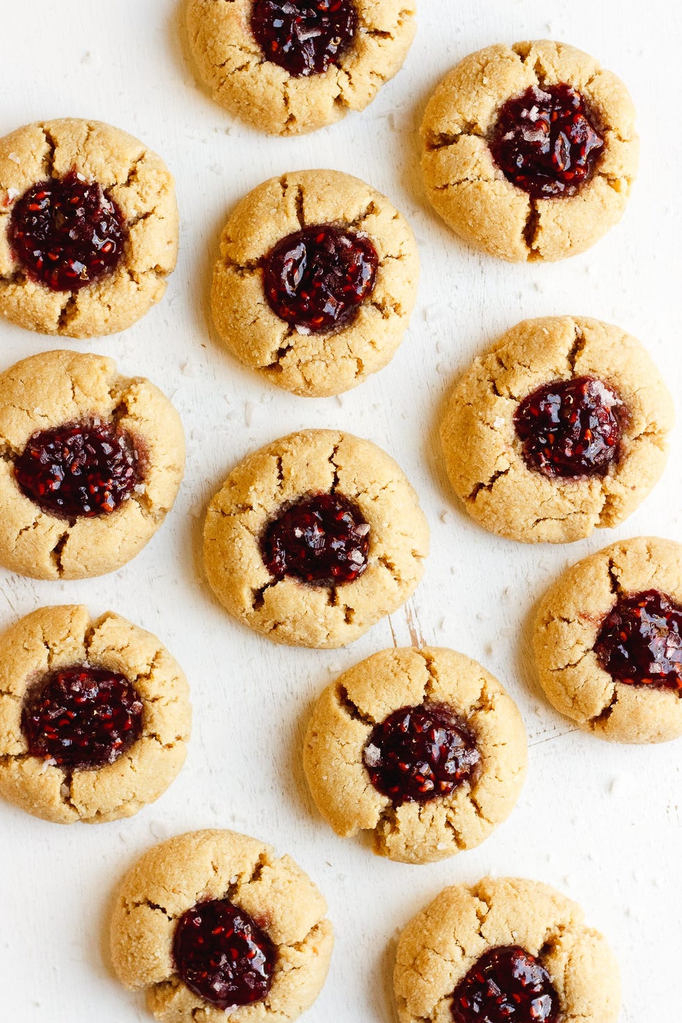 Dish, Food, Cuisine, Dessert, Baked goods, Cookies and crackers, Ingredient, Baking, Snack, Cookie, 