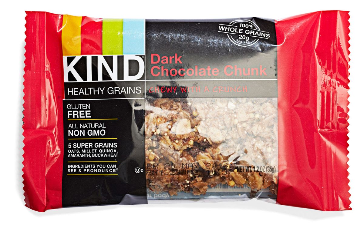 kind healthy grains bar in dark chocolate chunk