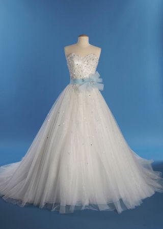 Disney Princess Wedding Gowns Wedding Dresses Inspired By Disney