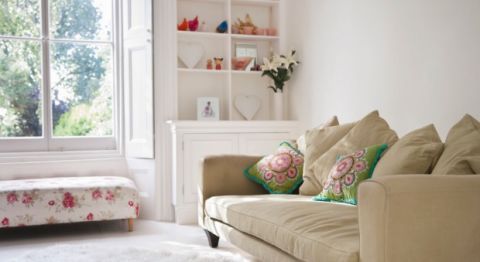 Easy Ways To Redecorate A Room You Hate Fast Home