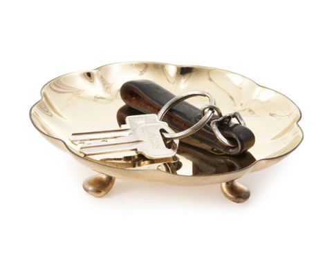 bowl holding keys