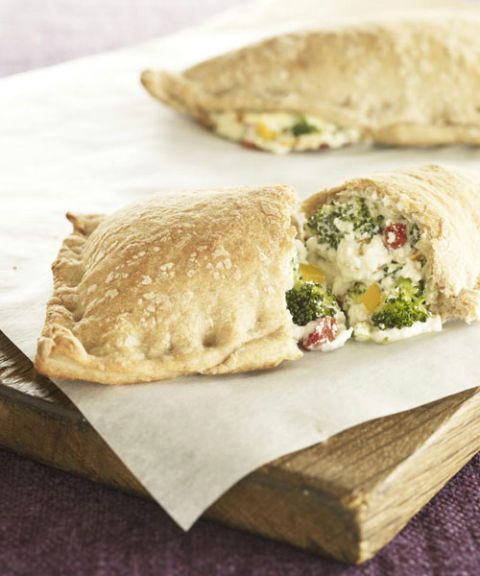 broccoli three cheese pizza pockets