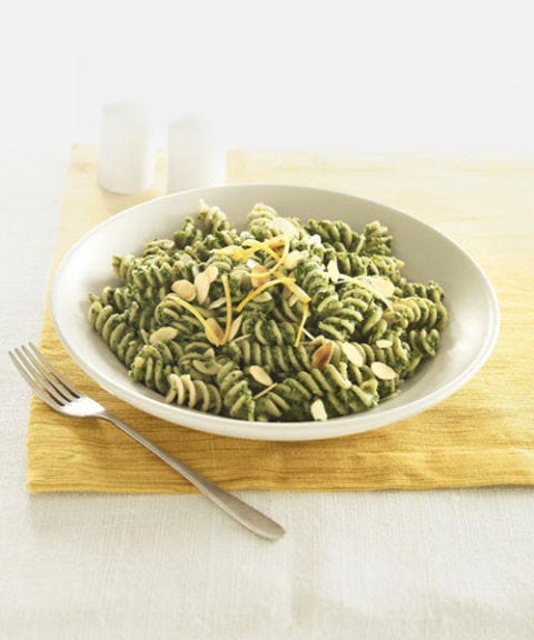Pasta al pesto di broccoli pesto di broccoli