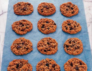 oatmeal raisin cookies