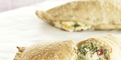 Broccoli Three Cheese Pizza Pockets Recipe