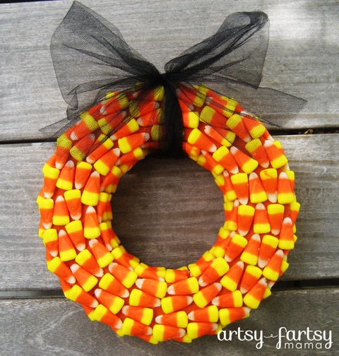28 Best Halloween Wreaths Diy Halloween Wreath Ideas