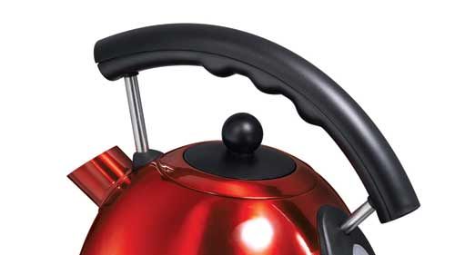 Hamilton Beach Red 7-Cup Cordless Electric Kettle in the Water