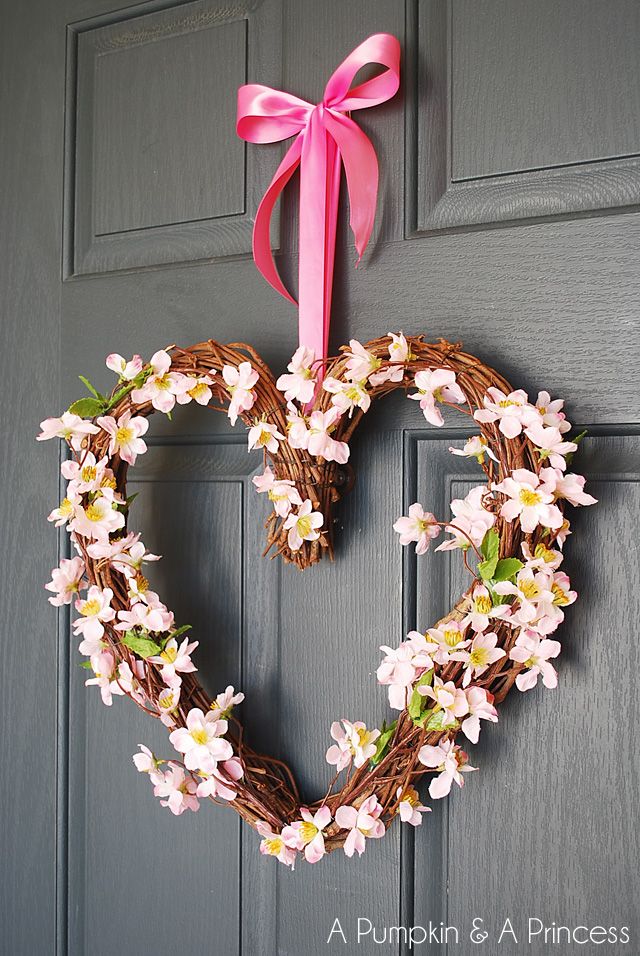 33 Diy Valentine S Day Wreaths Homemade Door Decorations For