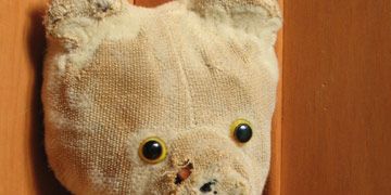 repairing old teddy bears