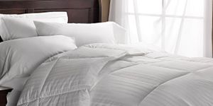 9 Best Cooling Comforters 2020 Top Comforters For Hot Sleepers