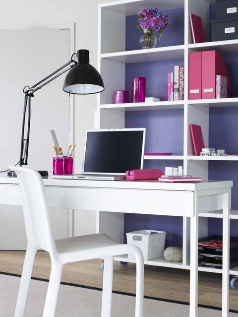 How To Declutter Your Desk With Desktop Organizers