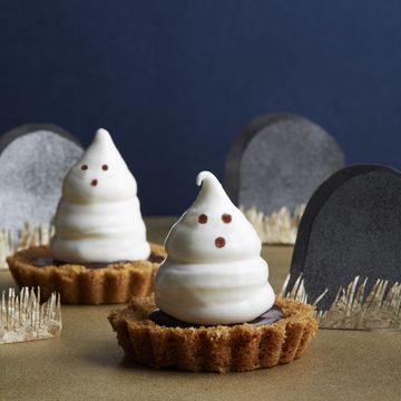 meringue ghost tartlets