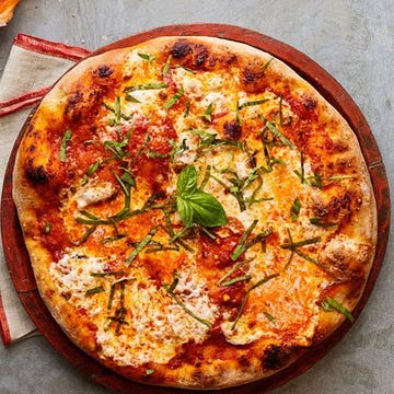 classic margherita pizza
