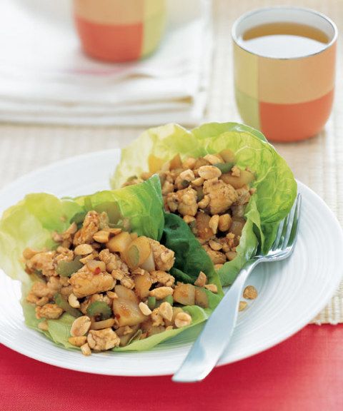 spicy ginger chicken in lettuce cups
