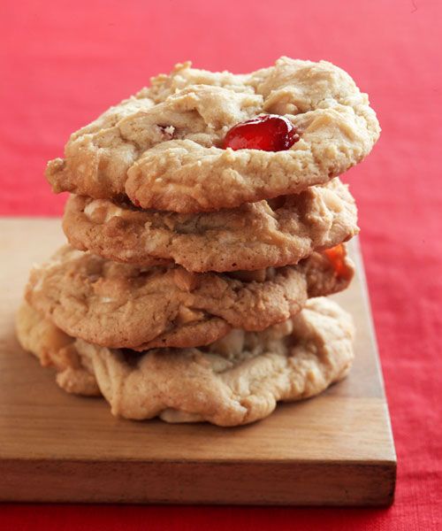 Paula Deen S White Chocolate Cherry Chunkies Cookie Recipe Paula Deen Recipes