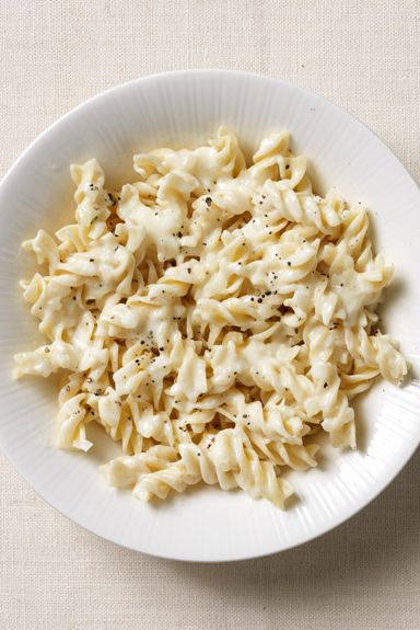 Creamy Double-Cheese Sauce with Pasta