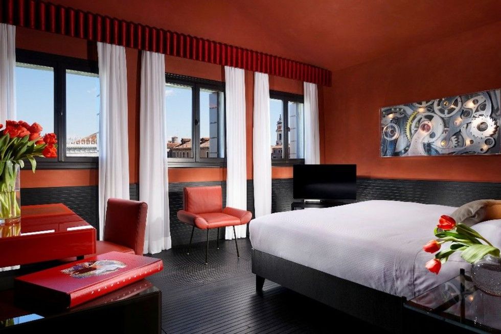 viaggi-san-valentino-20016.hotel-orologio-venezia-room-1024x683