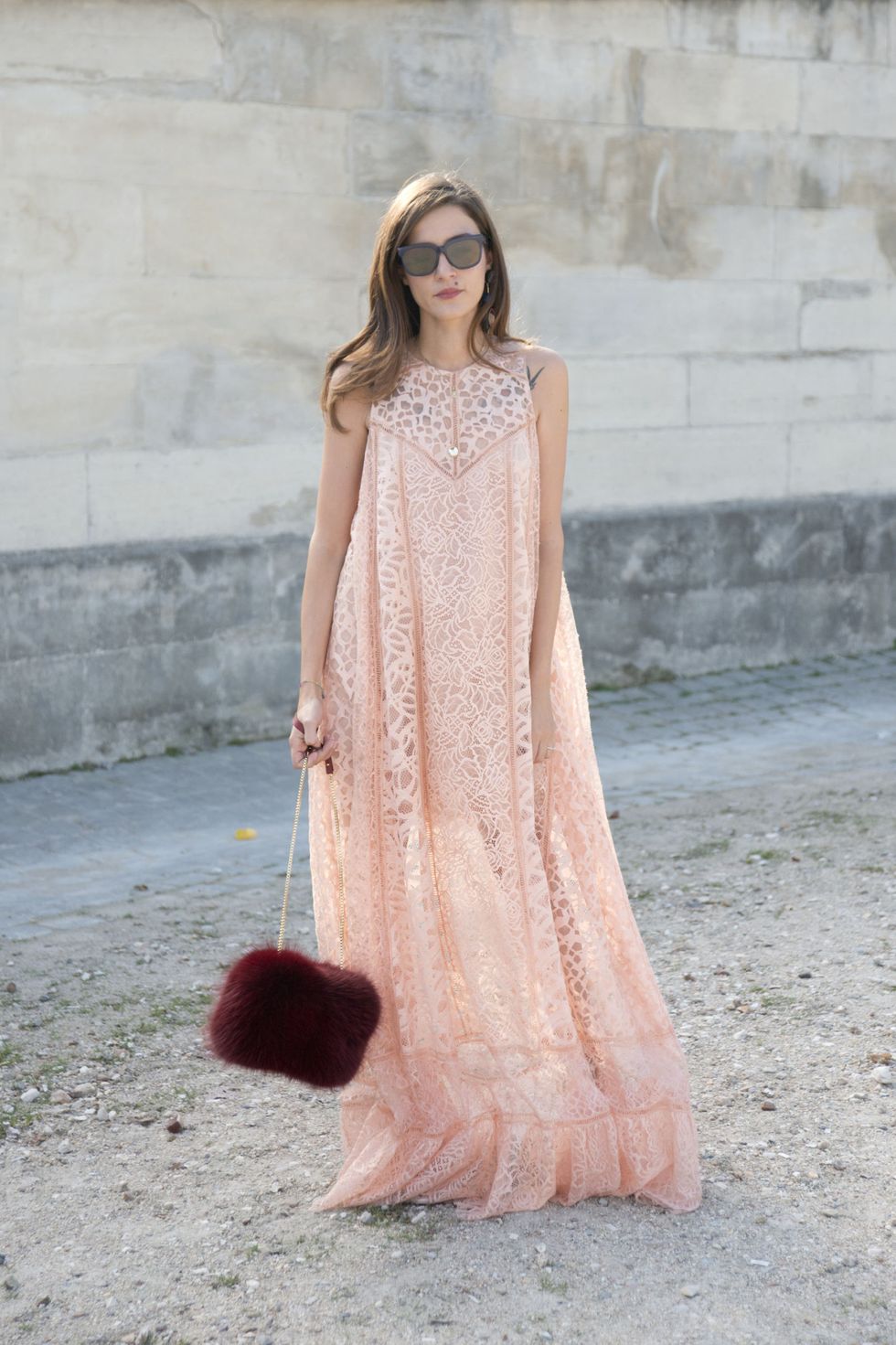 moda 2016 street style look monocromatico rosa