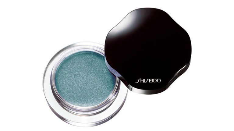 <p>Ombretto BL 620, <strong>Shiseido.</strong> E' un morbido ombretto in crema da sfumare con i polpastrelli.<br></p>