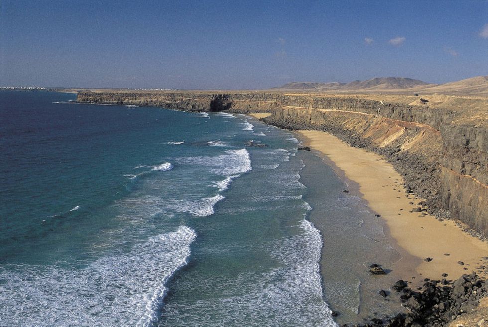 <p>Torniamo in Spagna anche se andiamo a sud: Isole Canarie, Fuerteventura, sole, mare e vento!</p>