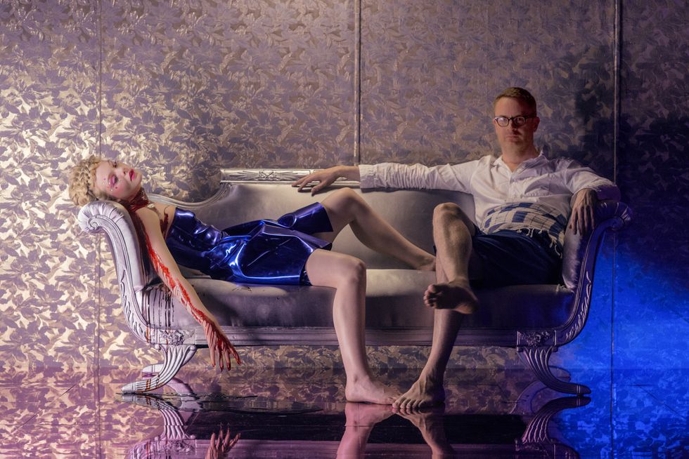 Elle Fanning e Nicolas Winding Refn sul set di The neon demon