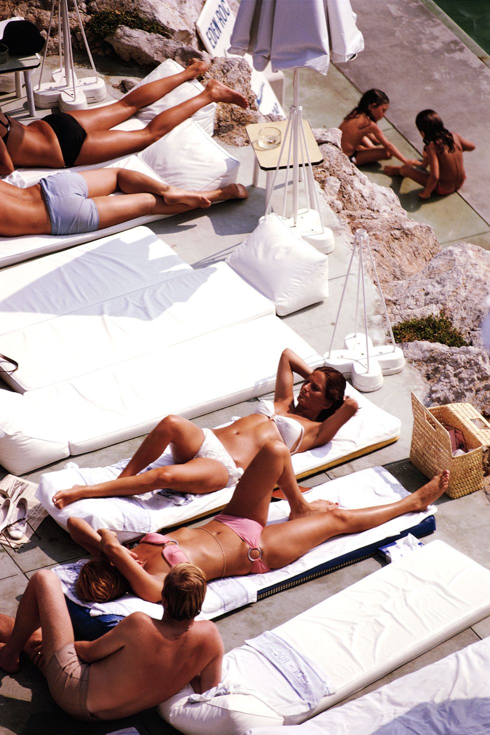 Sunbathers at the Hotel du Cap Eden-Roc, Antibes, France, August 1969. (Photo by Slim Aarons/Hulton Archive/Getty Images)