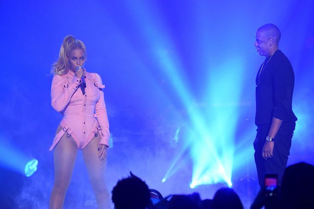 Beyonce è stata tradita da Jay Z? Nel nuovo disco la cantante rivela i retroscena di un tradimento e accusa una Becky dai bei capelli.