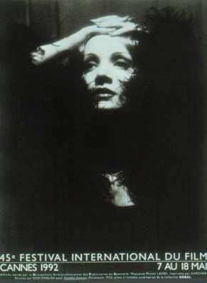 <p>Omaggio a Marlene Dietrich.</p>