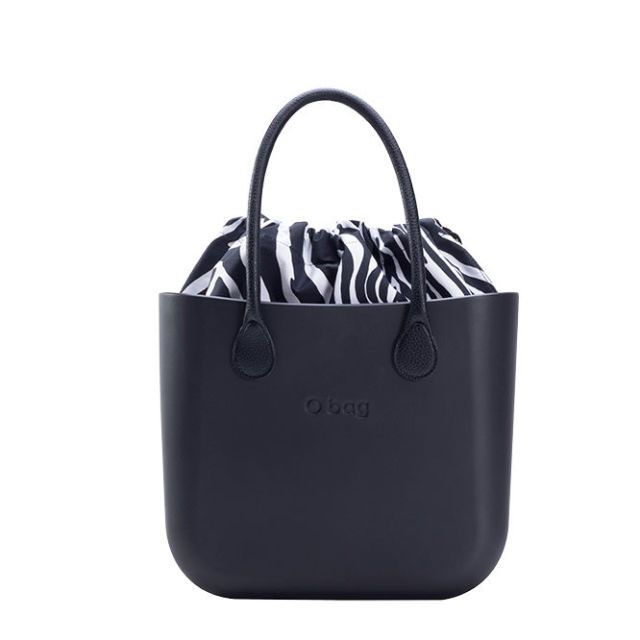 Bag, Style, Luggage and bags, Black-and-white, Baggage, Shoulder bag, Label, Strap, Shopping bag, Tote bag, 