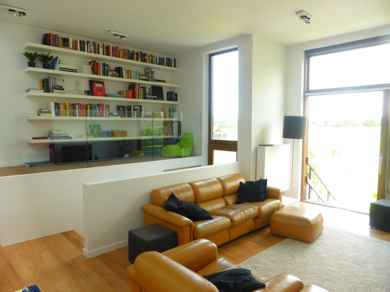 Room, Interior design, Floor, Flooring, Wood, Living room, Wall, Couch, Ceiling, Interior design, 