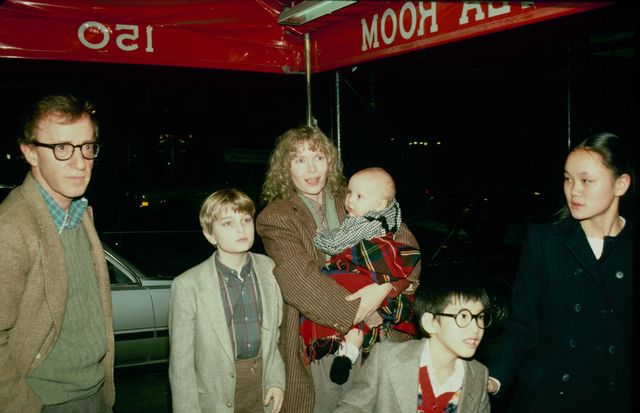 Woody Allen con Mia farrow e i figli