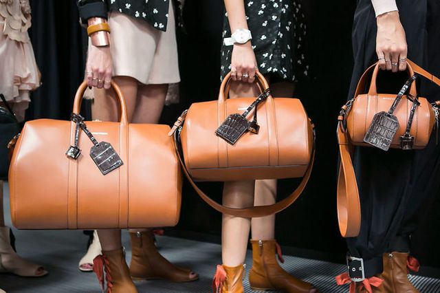 Brown, Bag, Style, Luggage and bags, Fashion accessory, Orange, Pattern, Tan, Fashion, Shoulder bag, 