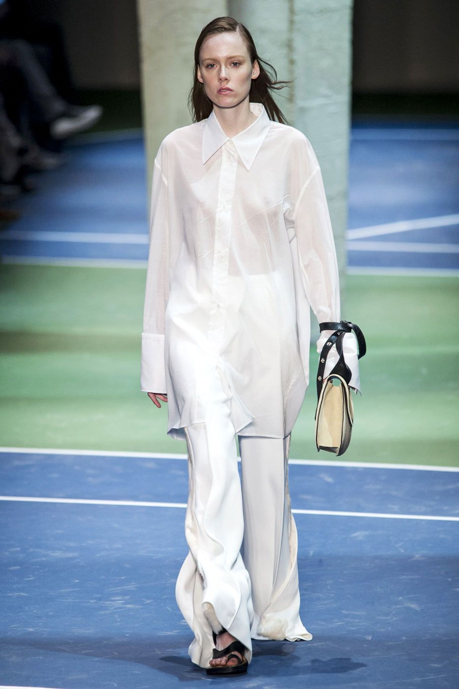 <p>Céline's take-away trick? Add a slit to the front hem of your pants to show off your shoes.</p>