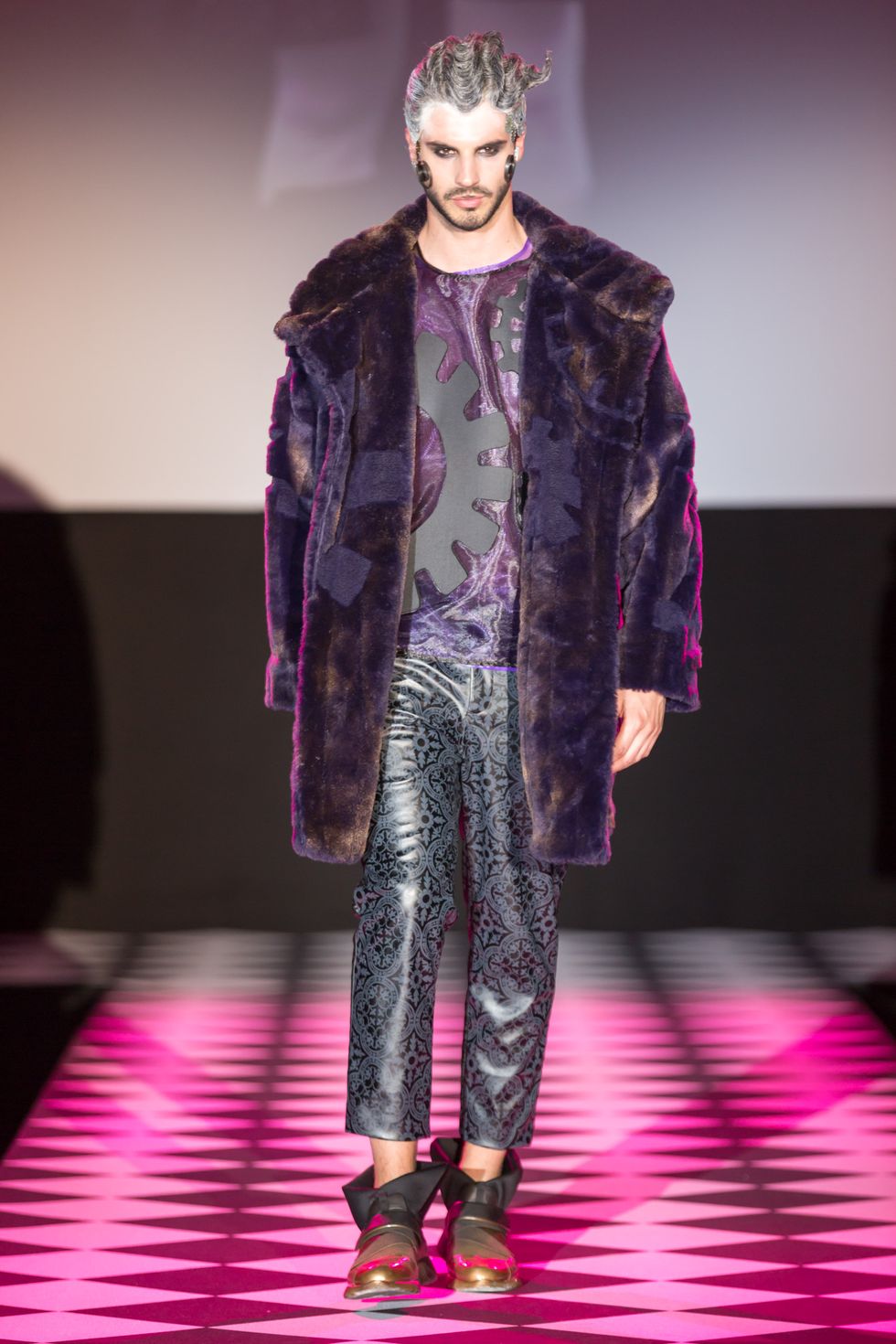 Outerwear, Fashion show, Jacket, Pink, Style, Purple, Runway, Fashion model, Fashion, Magenta, 