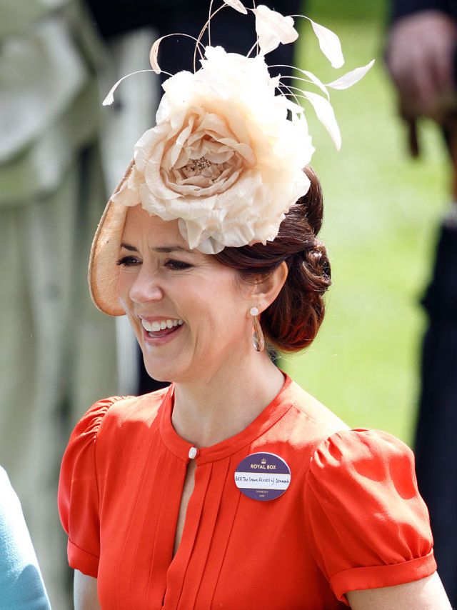 Royal Ascot 2016: il cappello più bello? Di Kate Middleton