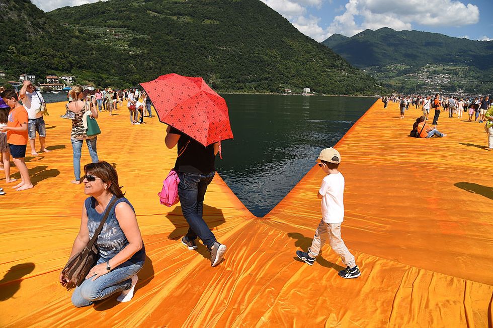 the-floating-piers-1