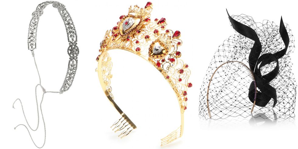<p>Jennifer Behr Adeline Swarovski Crystal Headband; Dolce & Gabbana Crystal-Embellished Tiara; Philip Treacy Buntal Scroll e Swarovski Crystal Veiled Headpiece.</p>
