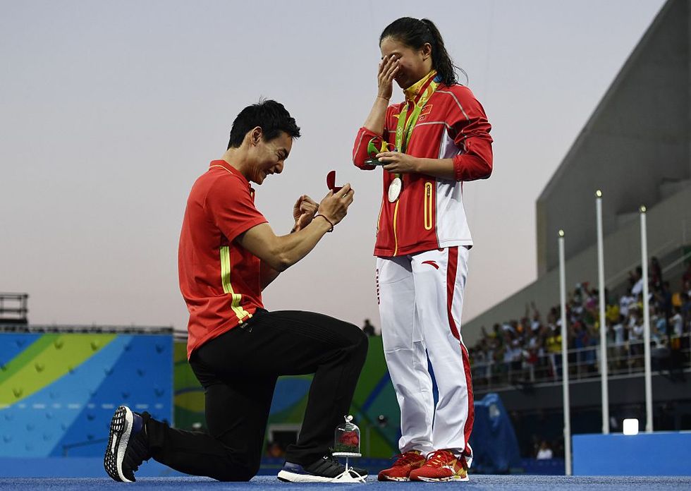 olimpiadi-2016-proposta-matrimonio-tuffatrice-cinese-he-zi-rio-2016